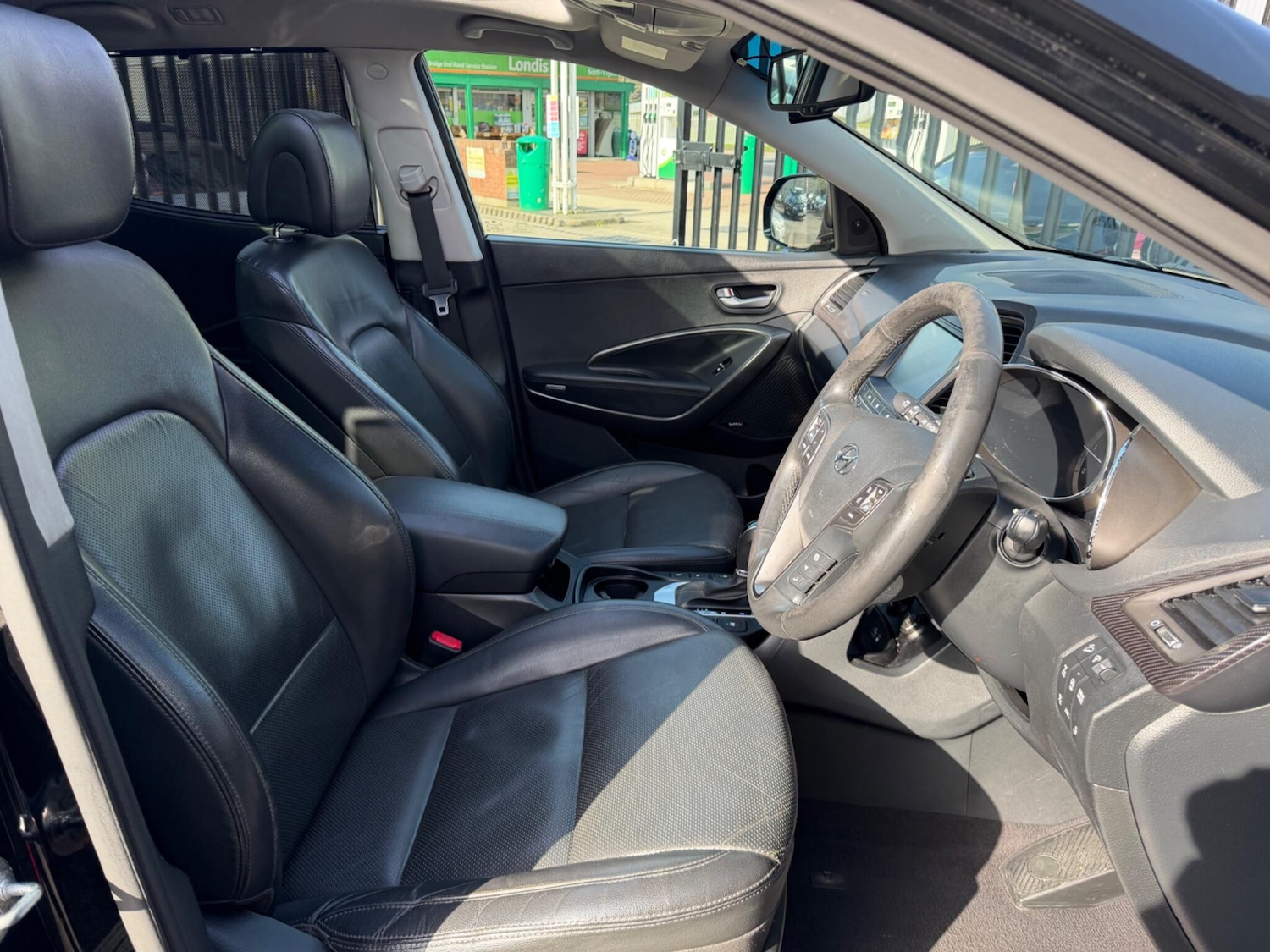 Used Hyundai Santa Fe 2016 for sale - 77625680: Photo 25