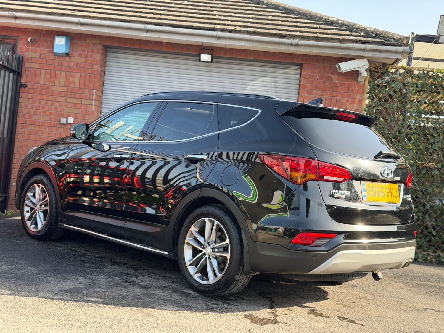 Used Hyundai Santa Fe 2016 for sale - 77625680: Photo 8