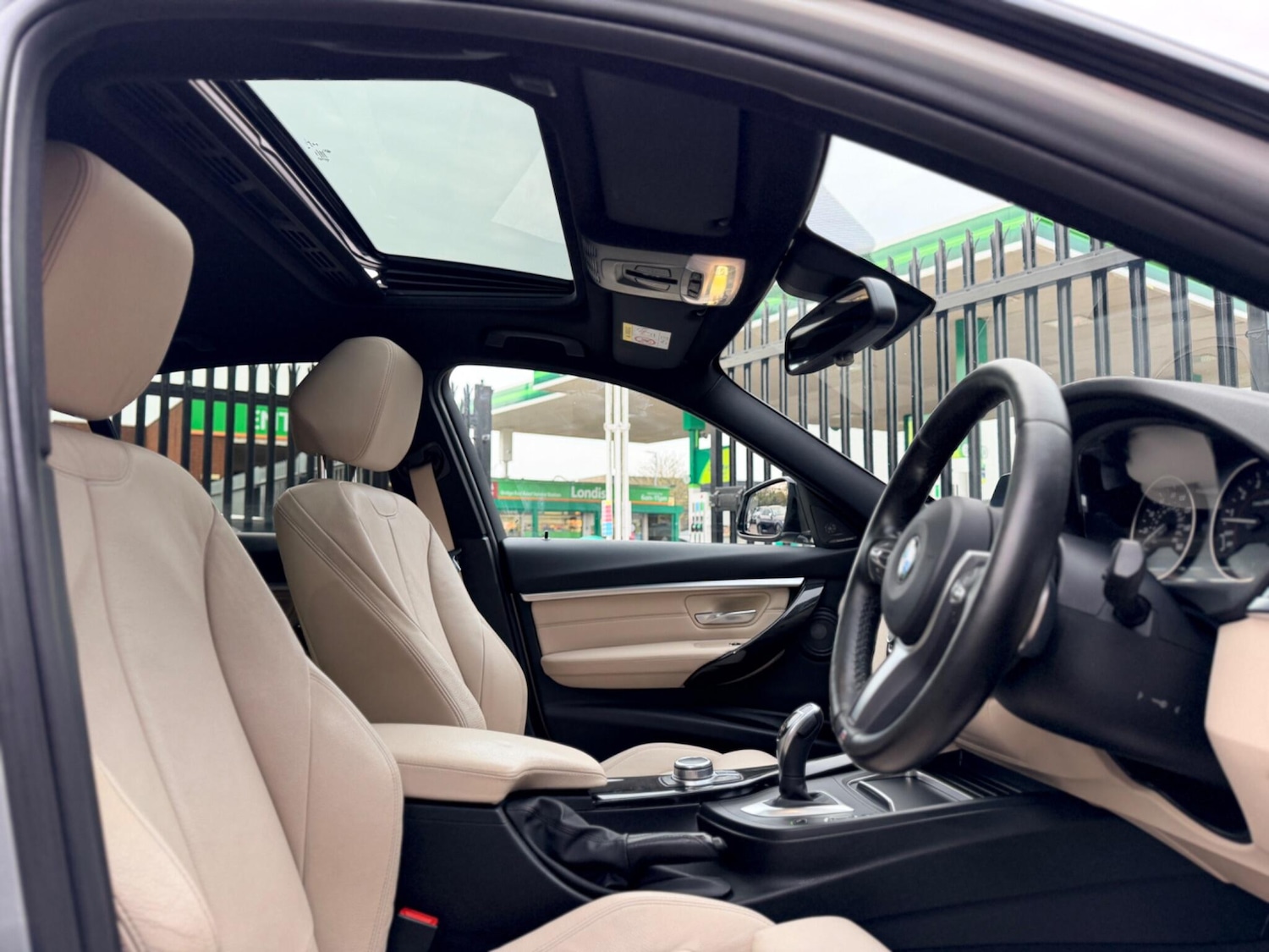 Used BMW 3 Series 2018 for sale - 77993485: Photo 24