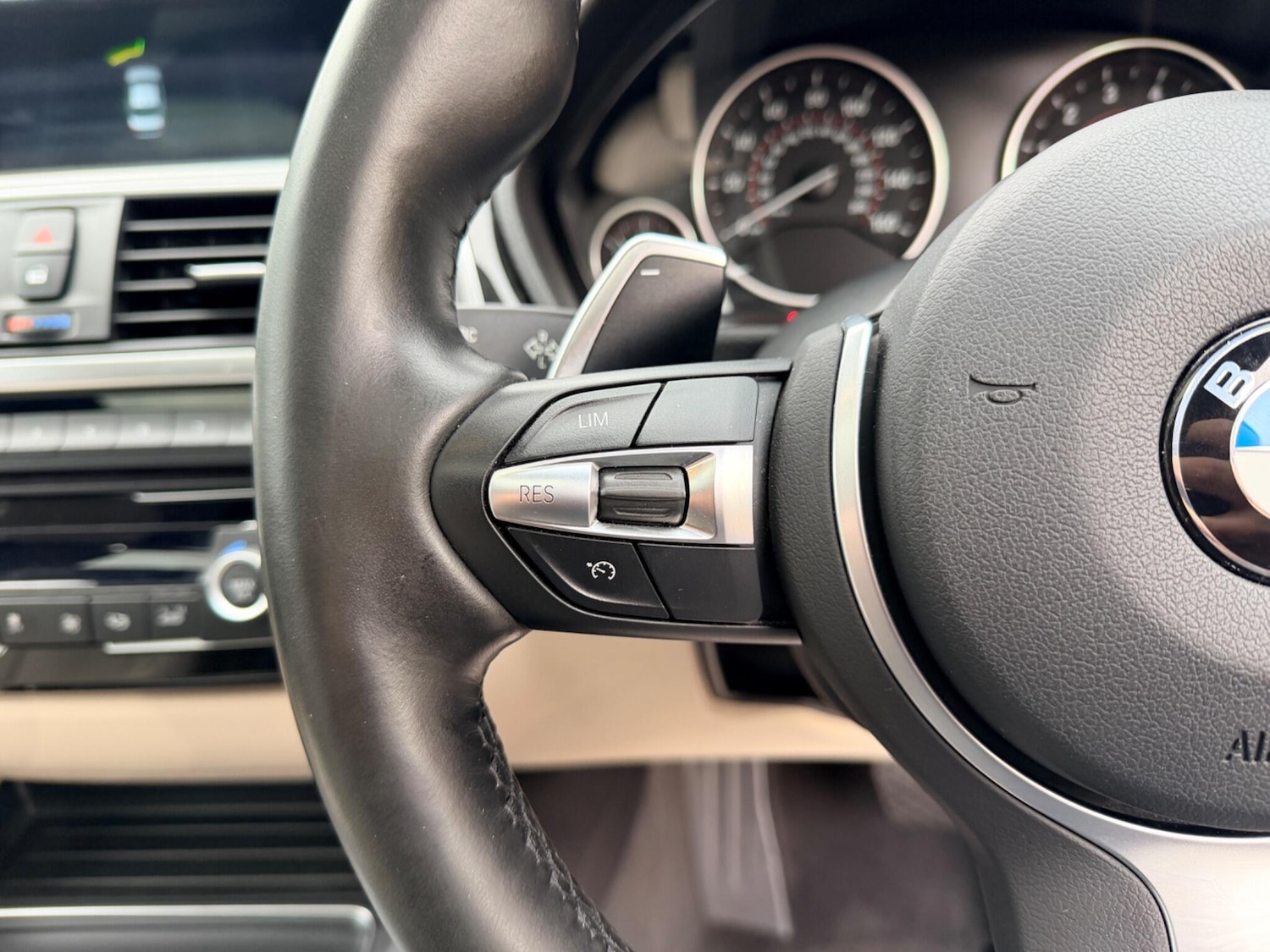 Used BMW 3 Series 2018 for sale - 77993485: Photo 56