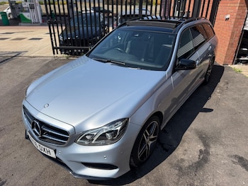 Used Mercedes-Benz E Class 2016 for sale - 79212935: Photo