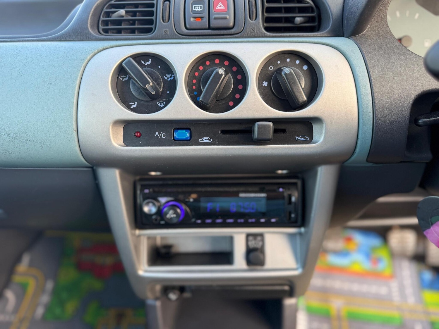 Used Nissan Micra 2001 for sale - 77386539: Photo 28