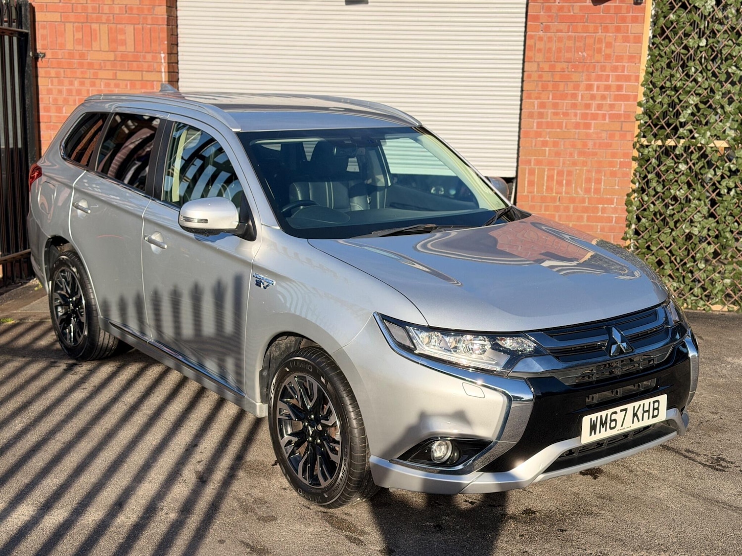 Used Mitsubishi Outlander 2017 for sale - 78157013: Photo 2