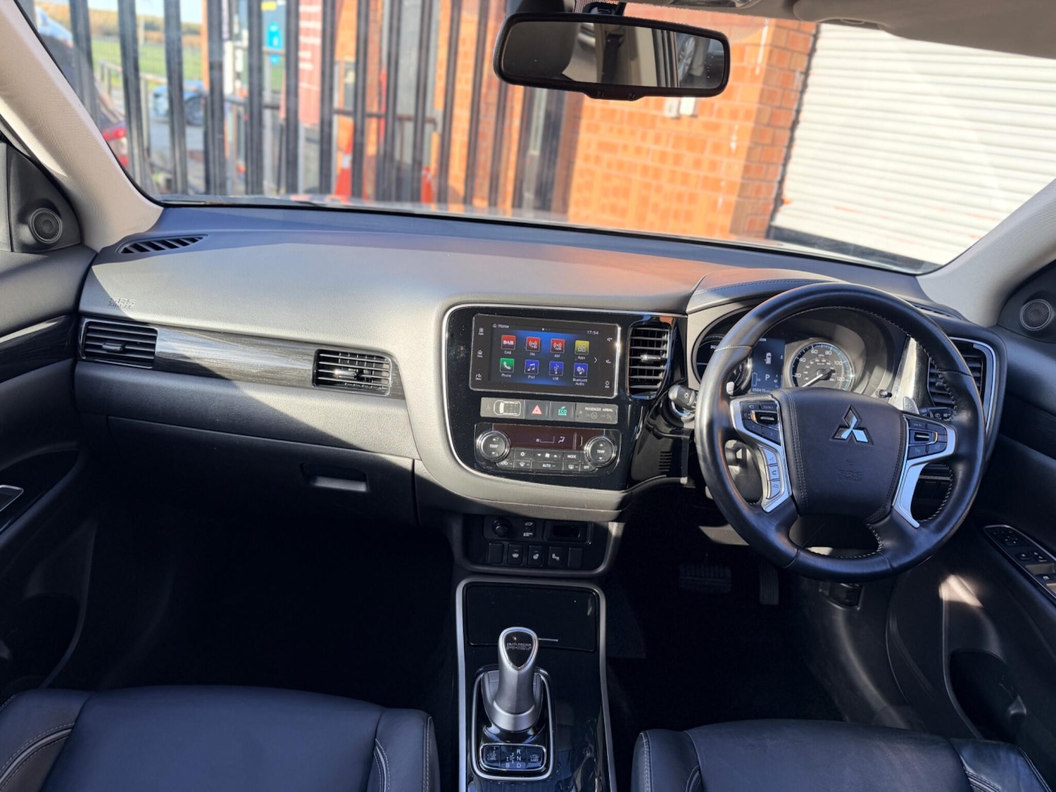 Used Mitsubishi Outlander 2017 for sale - 78157013: Photo 32