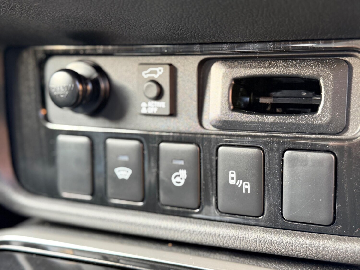 Used Mitsubishi Outlander 2017 for sale - 78157013: Photo 37