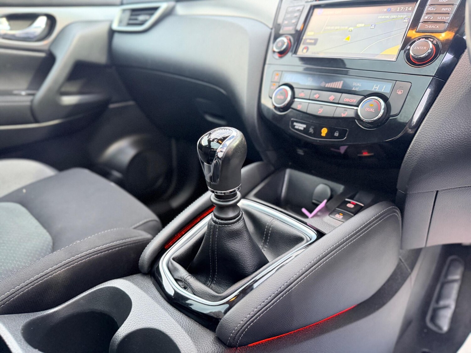 Used Nissan Qashqai 2018 for sale - 77624820: Photo 19