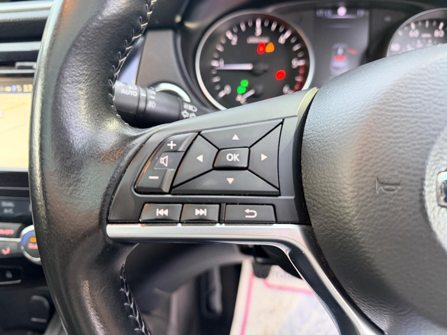 Used Nissan Qashqai 2018 for sale - 77624820: Photo 29