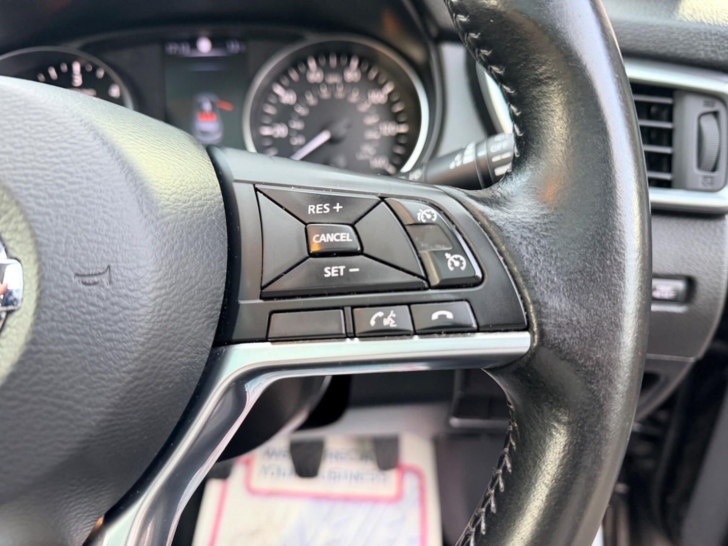 Used Nissan Qashqai 2018 for sale - 77624820: Photo 30