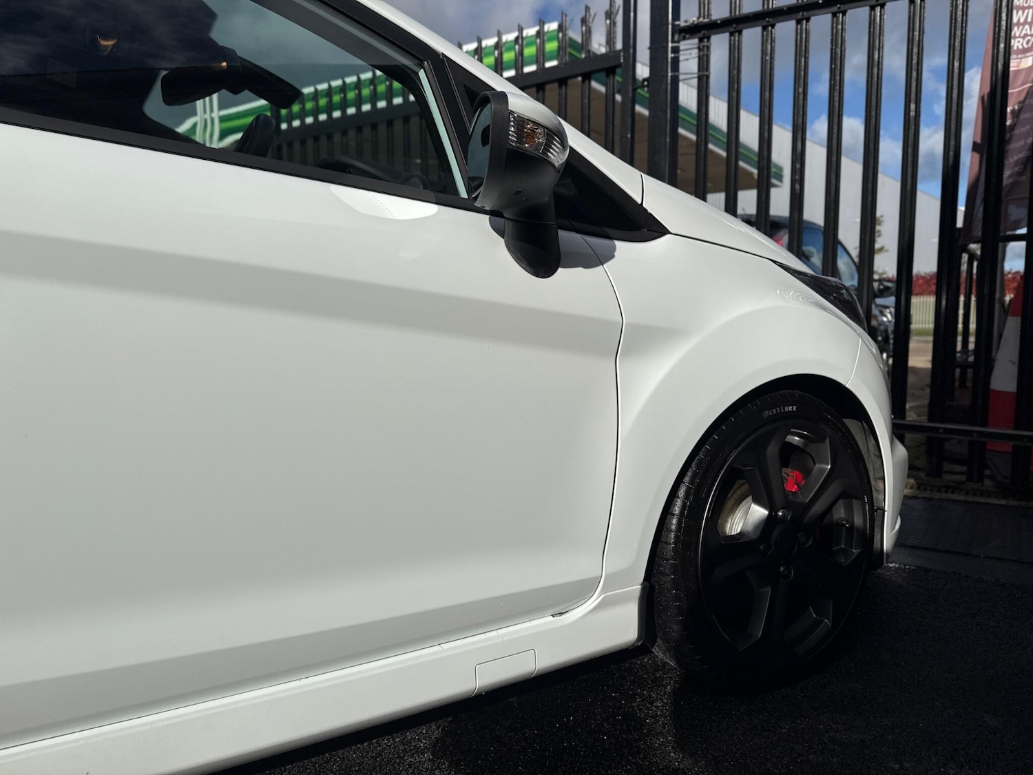 Used Ford Fiesta for sale - 76995551: Photo 30