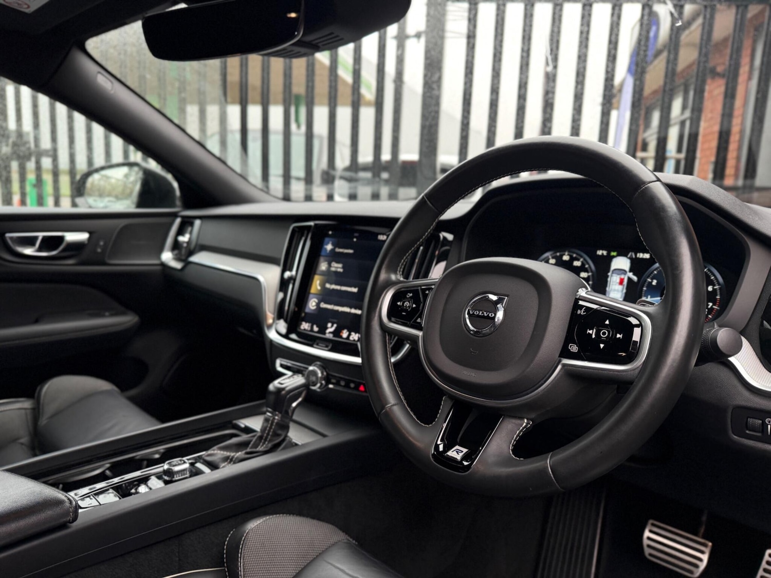 Used Volvo S60 2019 for sale - 76937383: Photo 24