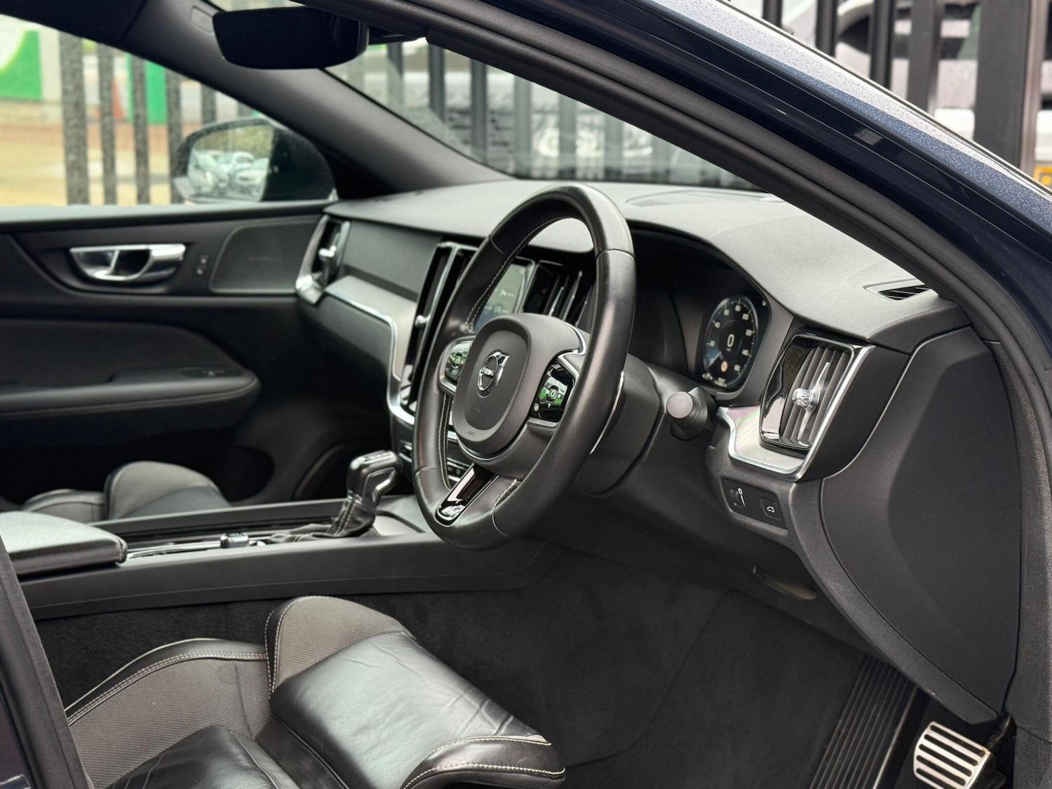 Used Volvo S60 2019 for sale - 76937383: Photo 26