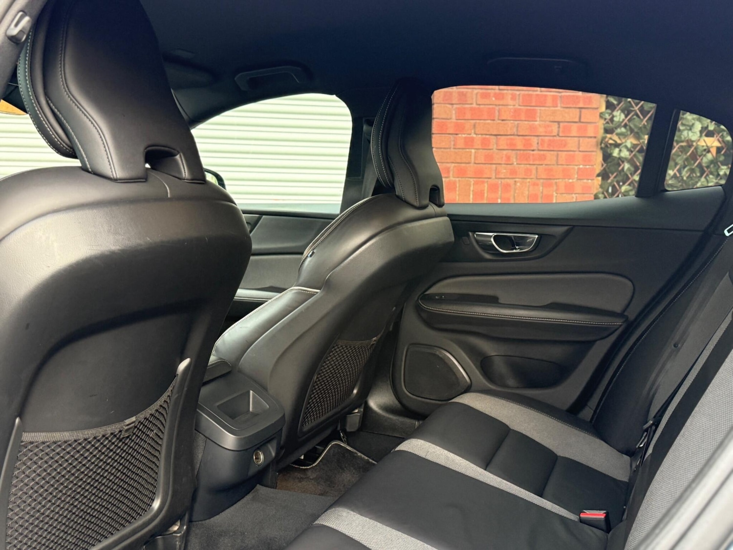 Used Volvo S60 2019 for sale - 76937383: Photo 35