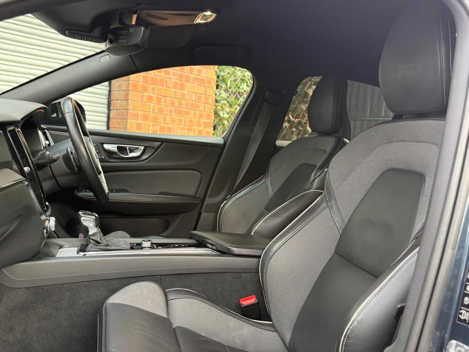 Used Volvo S60 2019 for sale - 76937383: Photo 44