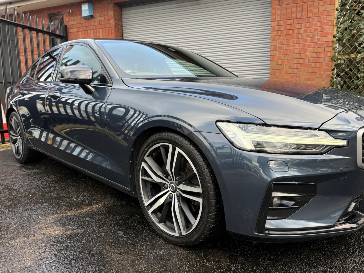 Used Volvo S60 2019 for sale - 76937383: Photo 5