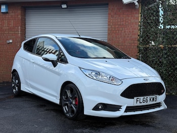 Used Ford Fiesta 2016 for sale - 78649940: Photo