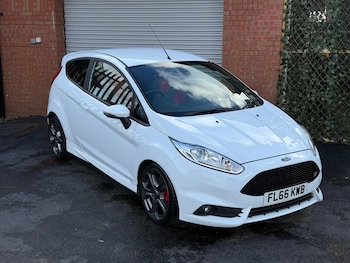 Used Ford Fiesta 2016 for sale - 78649940: Photo