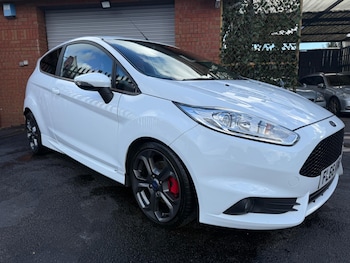 Used Ford Fiesta 2016 for sale - 78649940: Photo