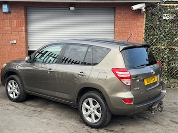 Used Toyota RAV4 2011 for sale - 79108254: Photo
