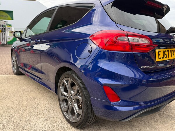 Used Ford Fiesta 2017 for sale - 74945362: Photo 11