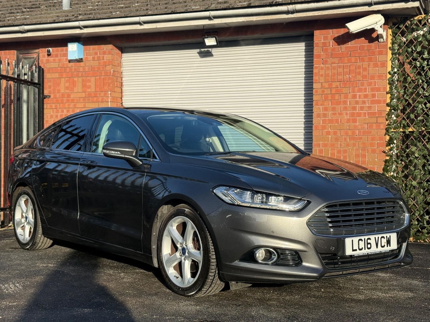 Used Ford Mondeo 2016 for sale - 76398213: Photo 1