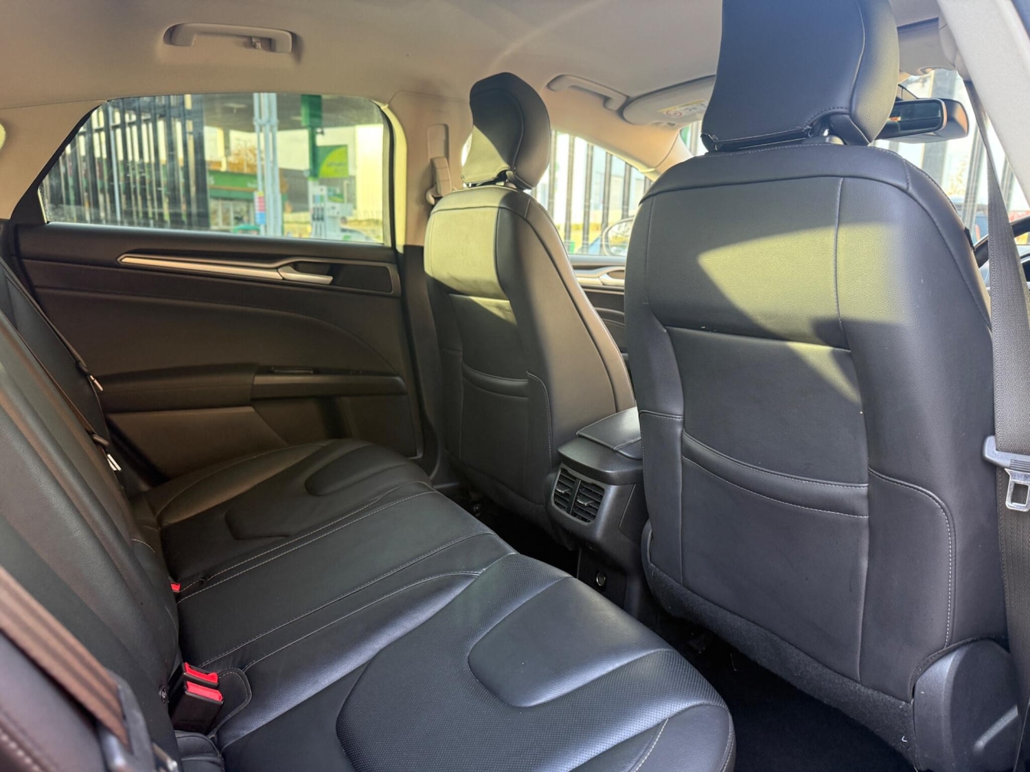 Used Ford Mondeo 2016 for sale - 76398213: Photo 24