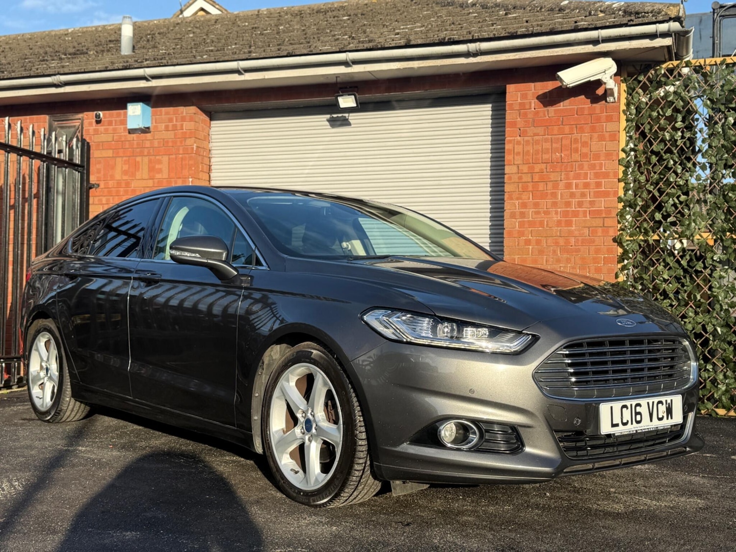 Used Ford Mondeo 2016 for sale - 76398213: Photo 3