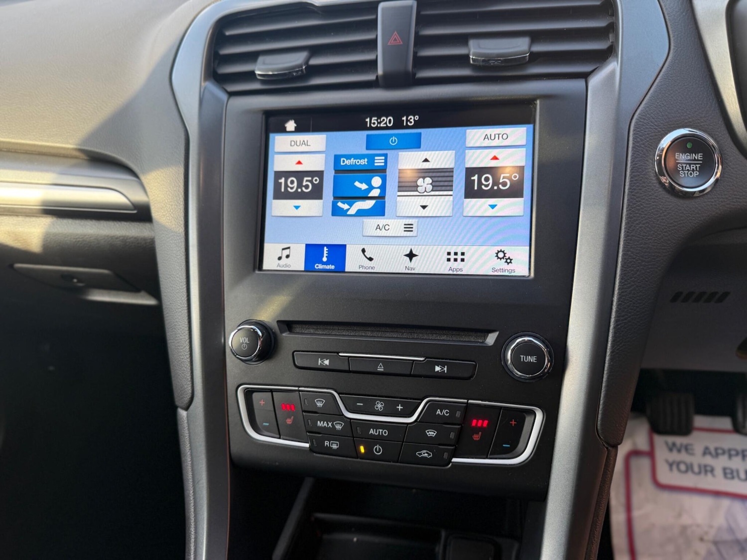 Used Ford Mondeo 2016 for sale - 76398213: Photo 32