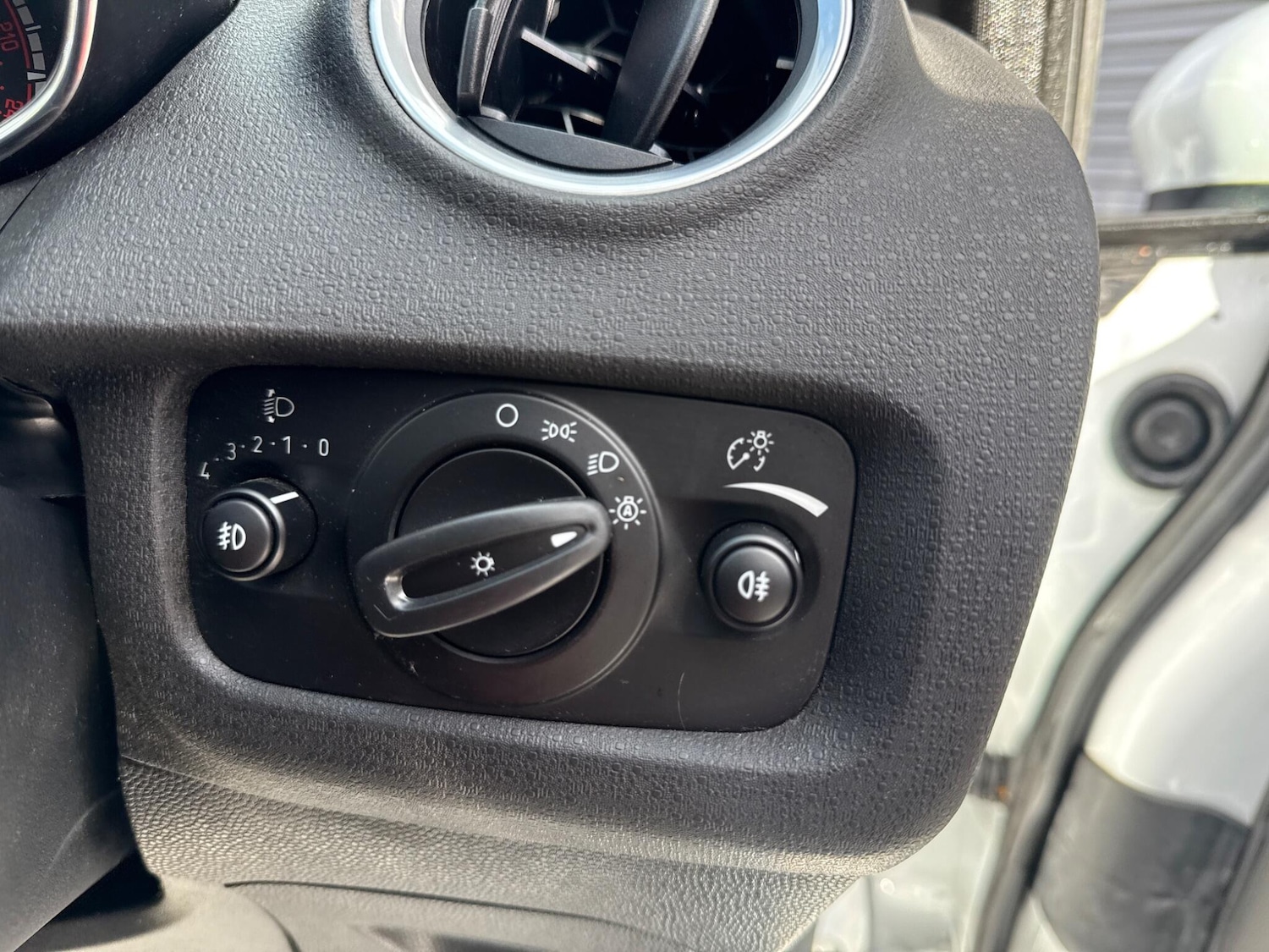 Used Ford Fiesta 2016 for sale - 76307853: Photo 27