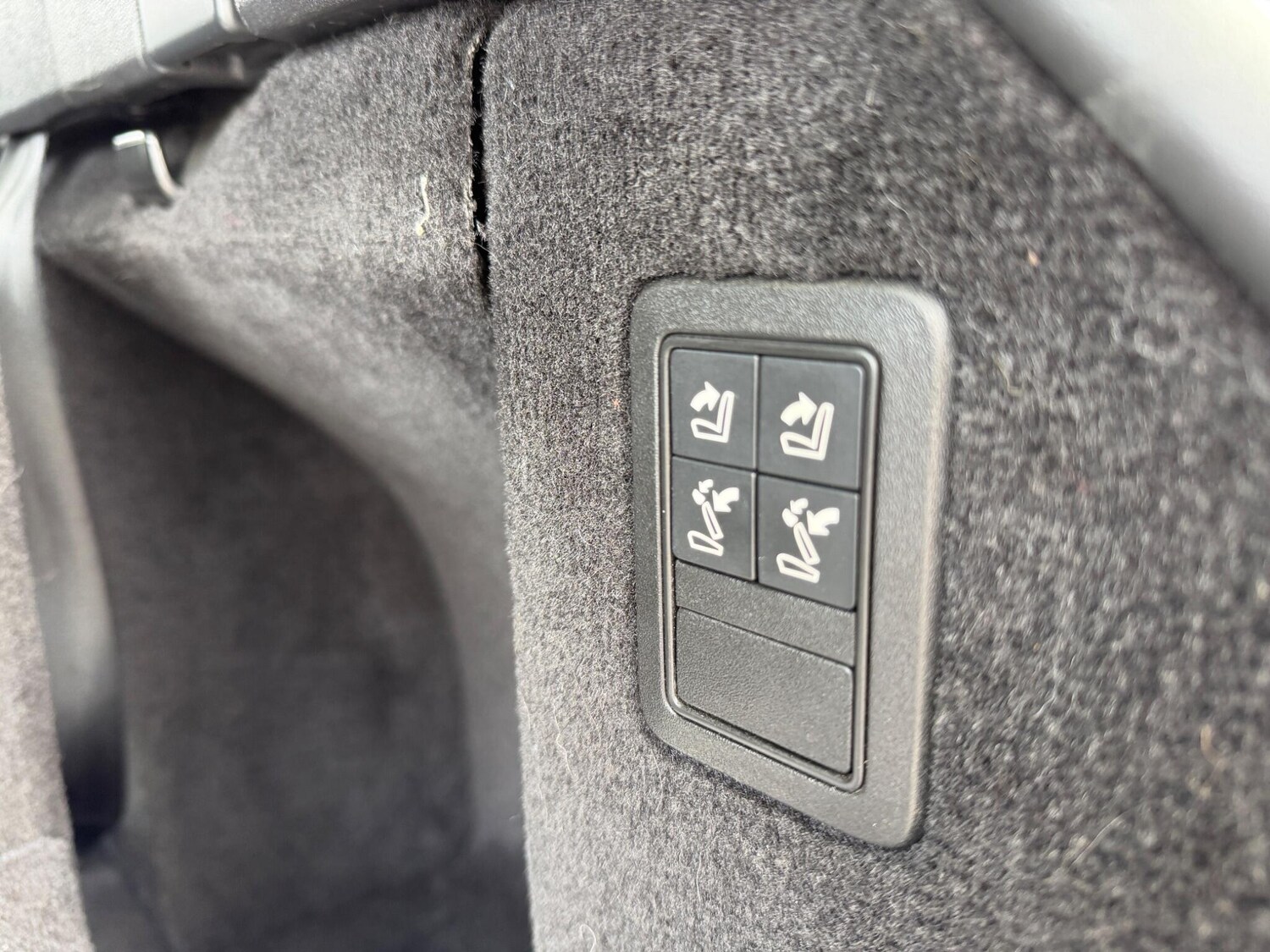 Used Land Rover Range Rover Sport for sale - 78136229: Photo 32