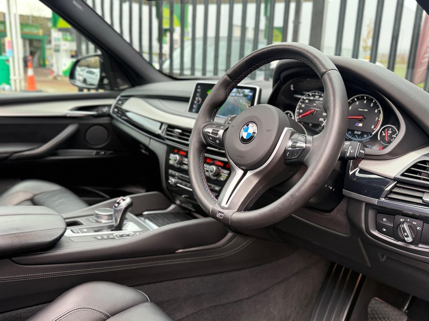 Used BMW X5 M 2017 for sale - 76727111: Photo 22