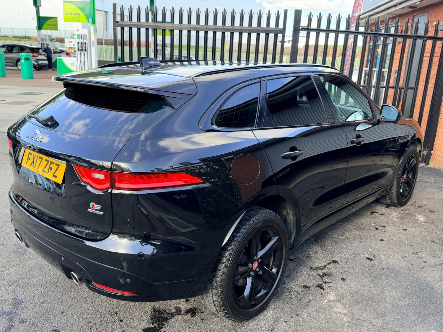 Used Jaguar F-Pace 2017 for sale - 77559350: Photo 19