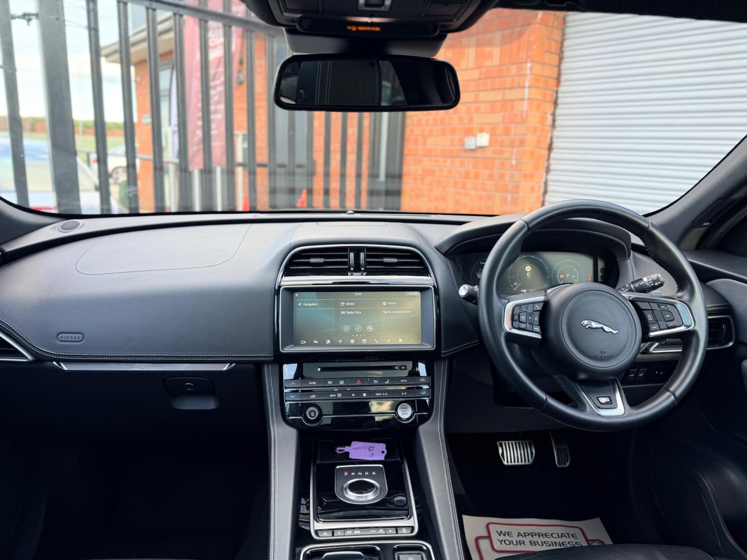 Used Jaguar F-Pace 2017 for sale - 77559350: Photo 25