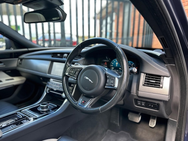 Used Jaguar XF 2016 for sale - 75014038: Photo 22