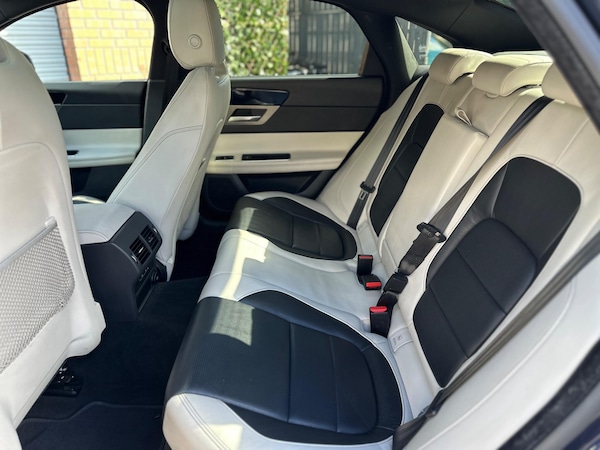 Used Jaguar XF 2016 for sale - 75014038: Photo 29