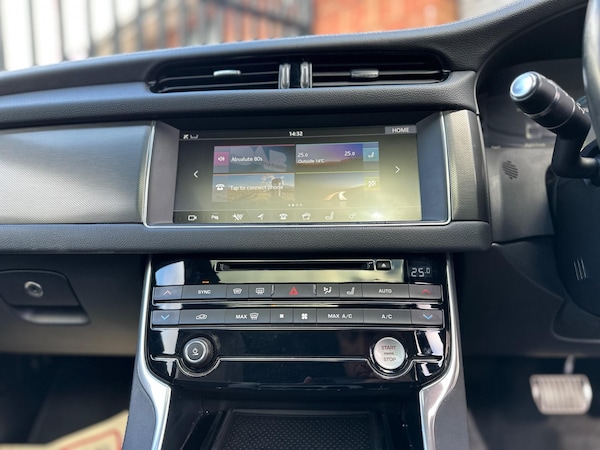 Used Jaguar XF 2016 for sale - 75014038: Photo 44