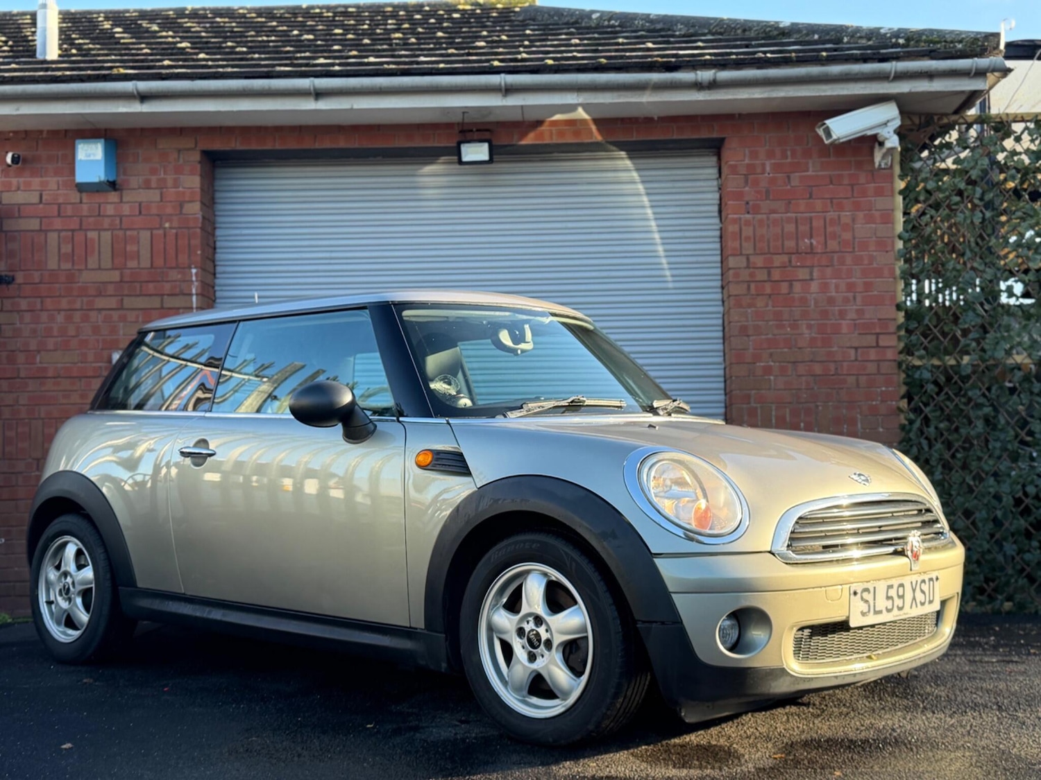 Used MINI Hatch 2009 for sale - 76801981: Photo 1
