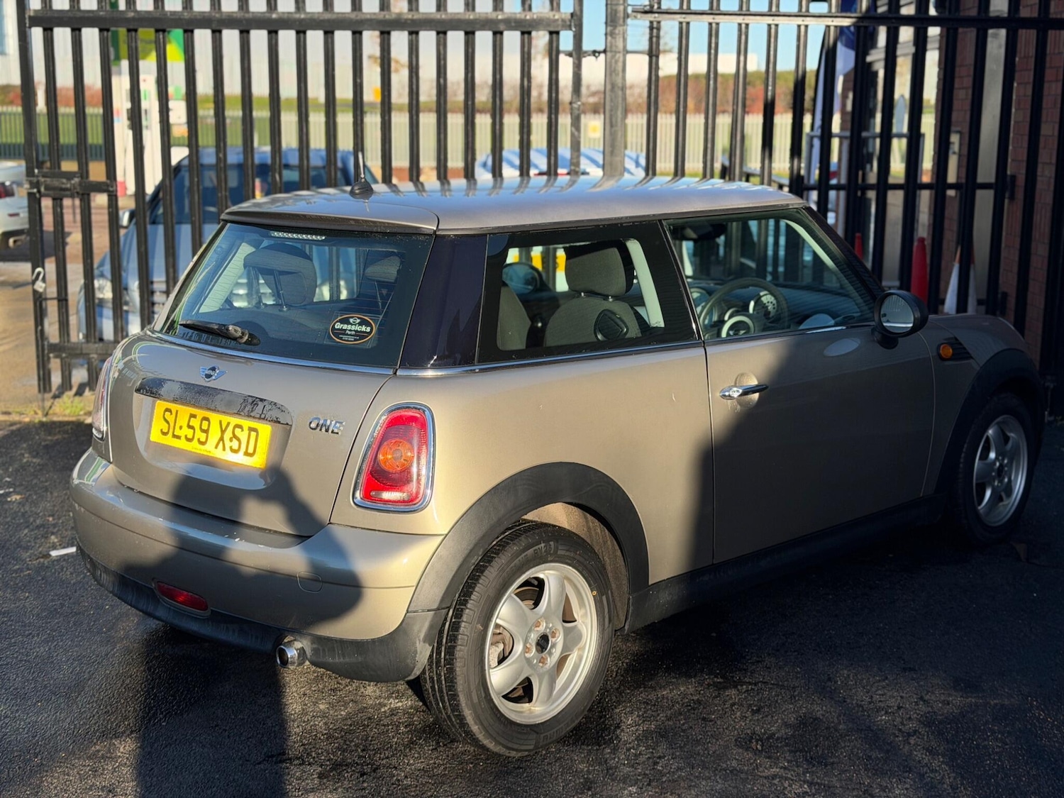 Used MINI Hatch 2009 for sale - 76801981: Photo 18
