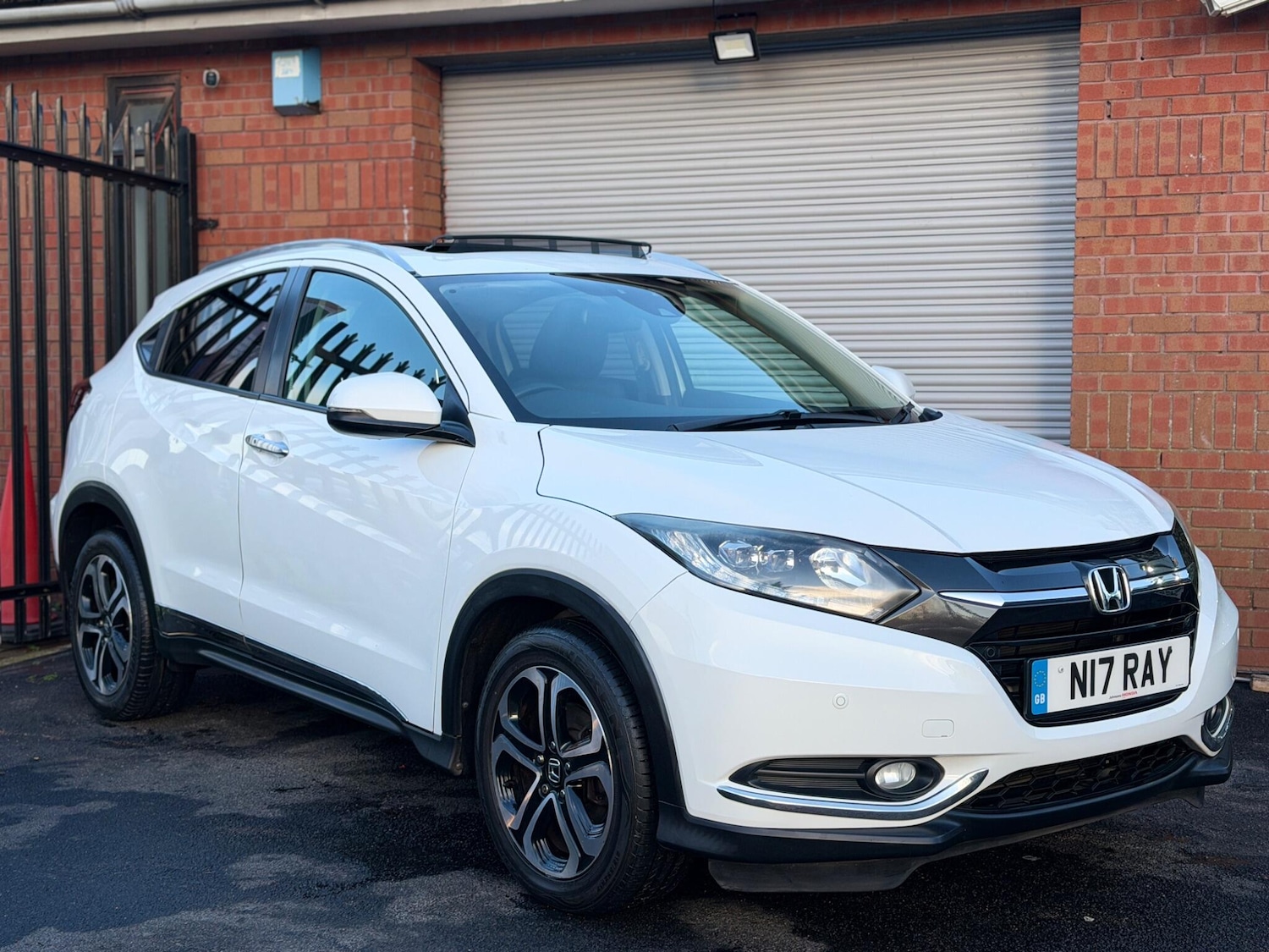 Used Honda HR-V 2016 for sale - 77351599: Photo 2