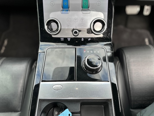 Used Land Rover Range Rover Velar 2018 for sale - 75350627: Photo 28