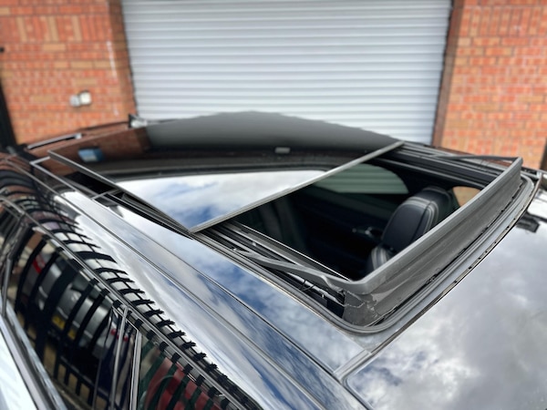 Used Land Rover Range Rover Velar 2018 for sale - 75350627: Photo 53