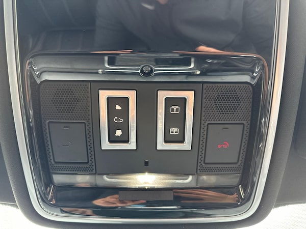 Used Land Rover Range Rover Velar 2018 for sale - 75350627: Photo 61