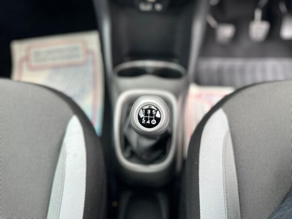 Used Toyota AYGO 2016 for sale - 75990355: Photo 42
