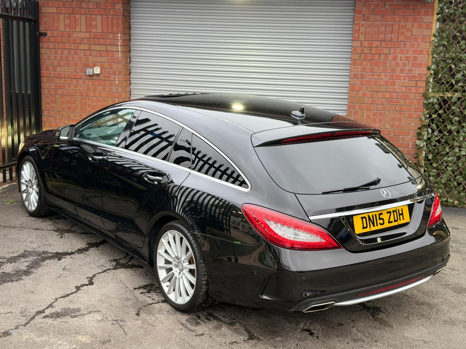 Used Mercedes-Benz CLS 2015 for sale - 77852830: Photo 12