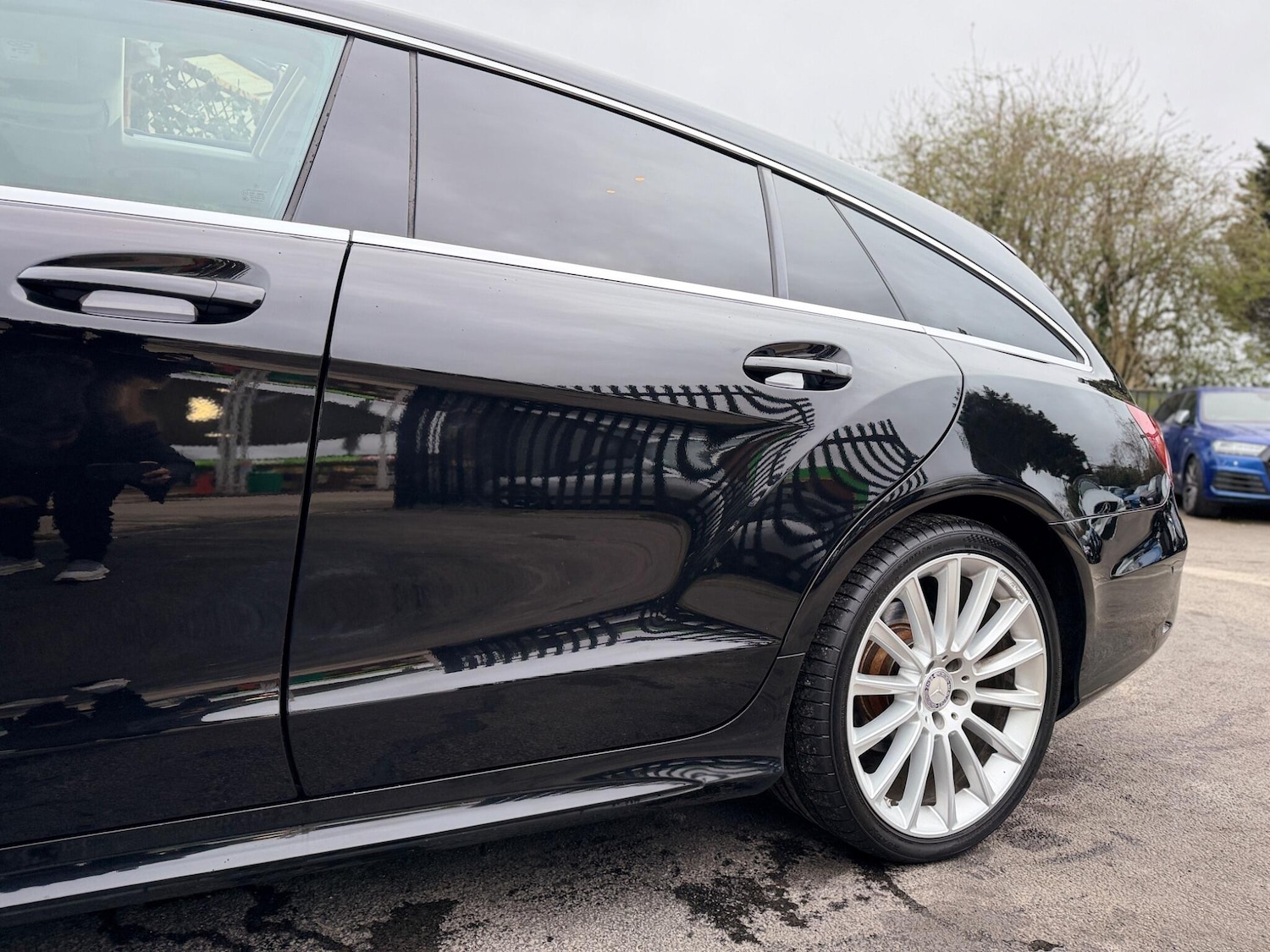 Used Mercedes-Benz CLS 2015 for sale - 77852830: Photo 16