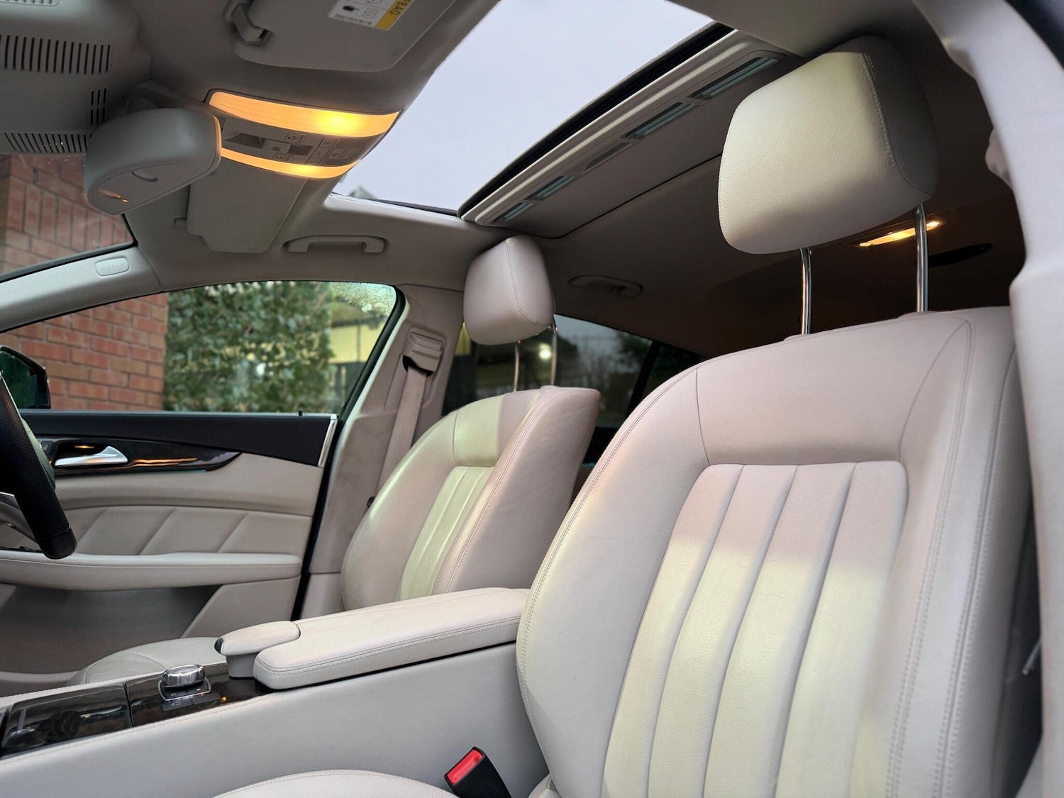 Used Mercedes-Benz CLS 2015 for sale - 77852830: Photo 33