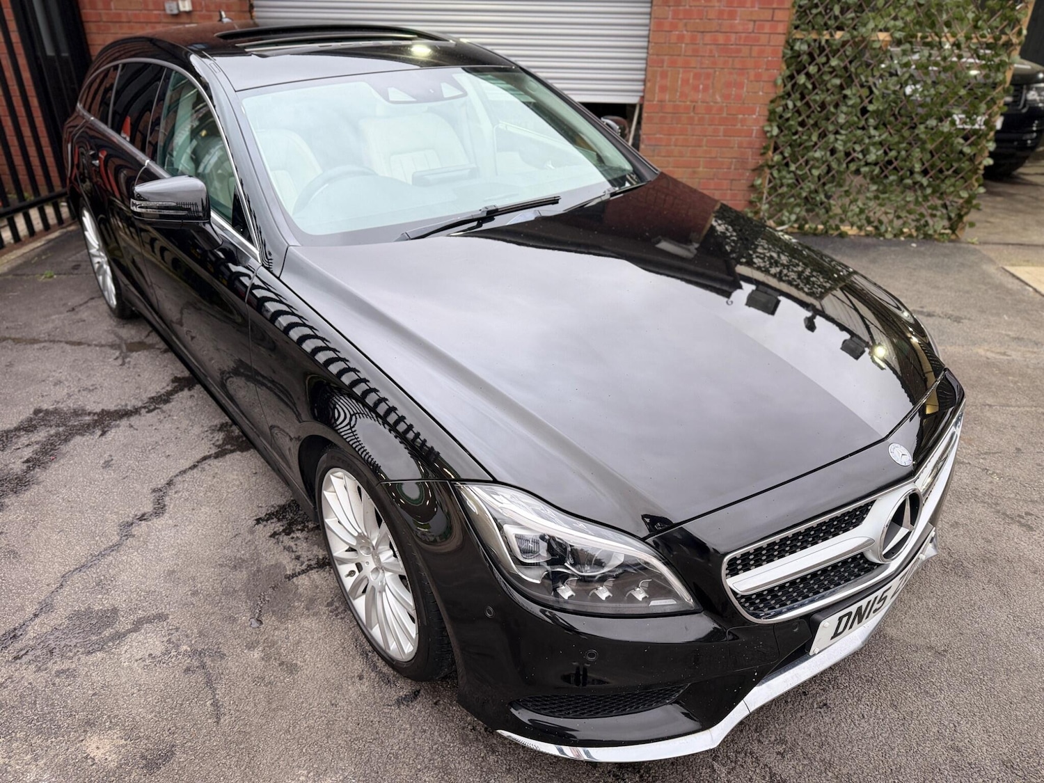 Used Mercedes-Benz CLS 2015 for sale - 77852830: Photo 5