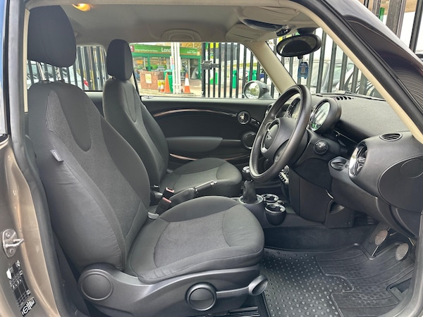 Used MINI Hatch 2011 for sale - 76306857: Photo 25