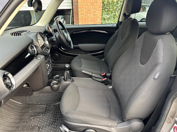 Used MINI Hatch 2011 for sale - 76306857: Photo 33