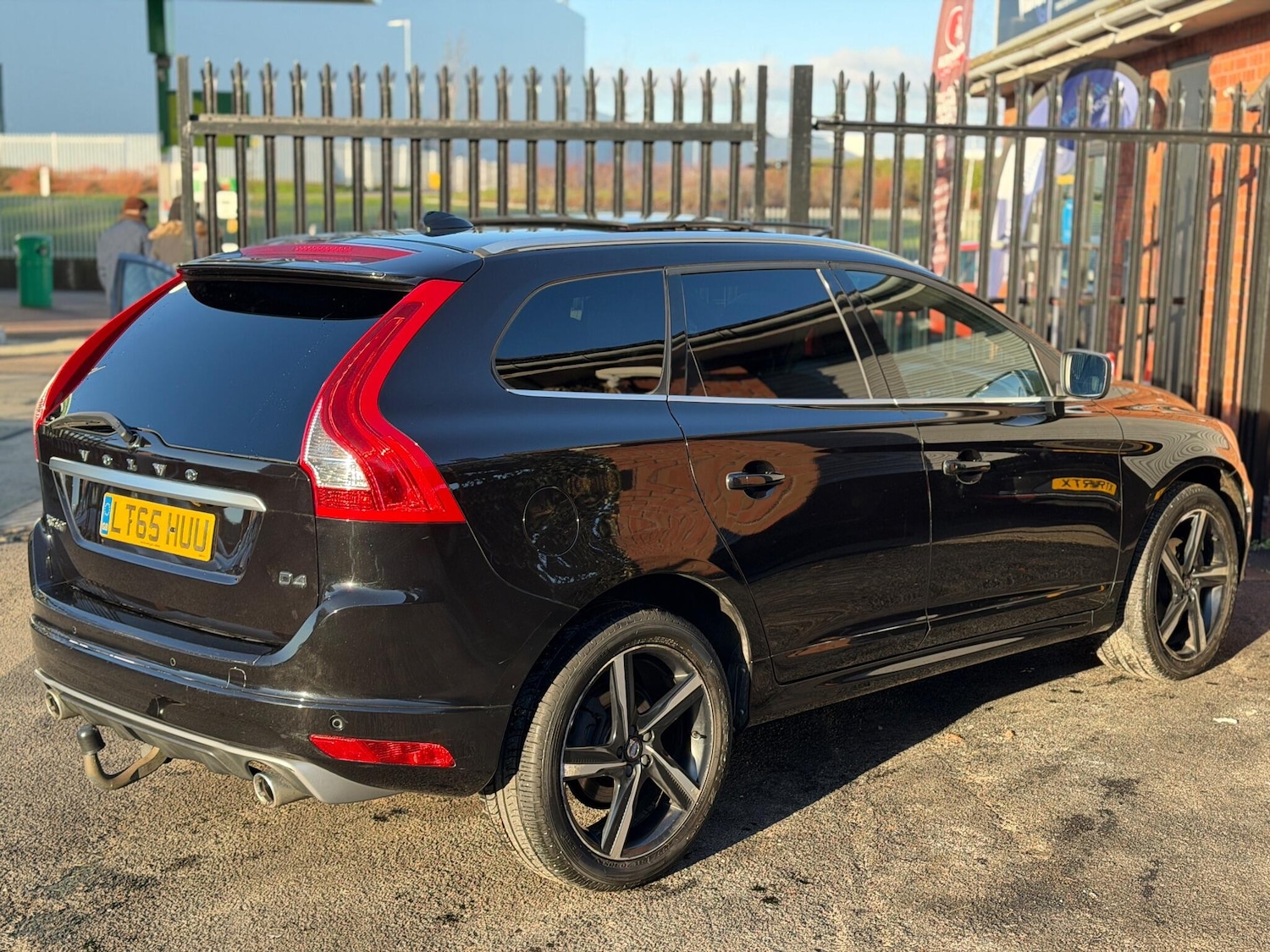 Used Volvo XC60 2015 for sale - 77057154: Photo 18