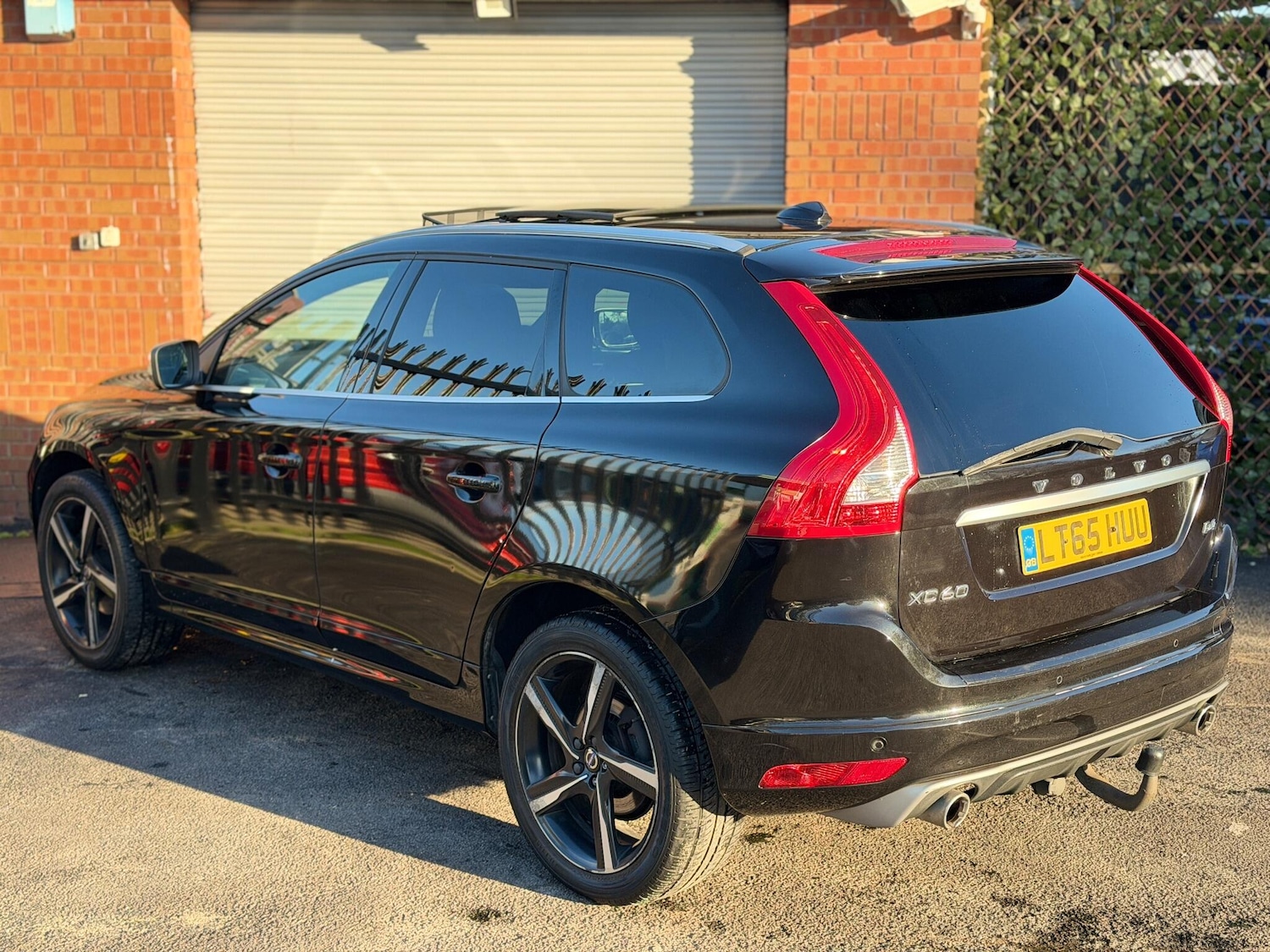 Used Volvo XC60 2015 for sale - 77057154: Photo 8